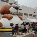 小学校PTA主催の秋祭り会場にドームタイプのふわふわのレンタルのご依頼!in神奈川県横浜市