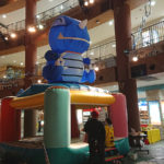 携帯電話ショップの販促イベントにふわふわをレンタル!in北海道小樽市